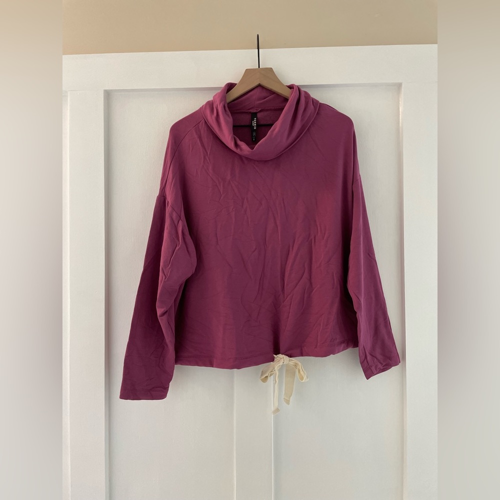 TORRID Dream Fleece Cowl Neck Lounge Sweatshirt in Violet Quartz Size 0 | Large - Picture 6 of 12